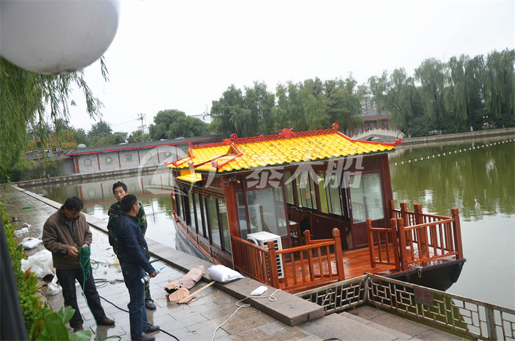 北京颐和园12米画舫船