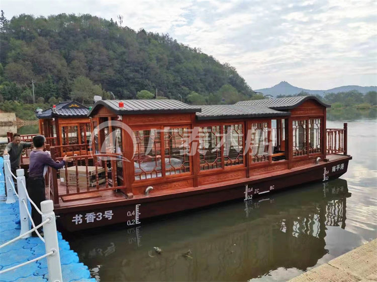 福建省南平市麻沙镇楠木林景区9米画舫船