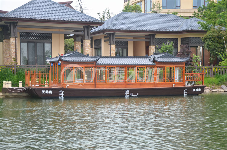 湖北省孝感市12.5米画舫船