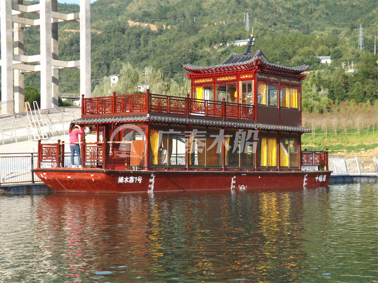 湖北省十堰市楠木寨景区14米双层画舫船